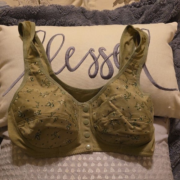 Other - Floral Olive Green Women's Bra, NWOT, NEVER WORN